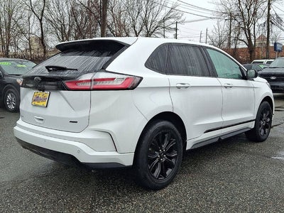 2023 Ford Edge SE