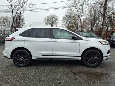 2023 Ford Edge SE