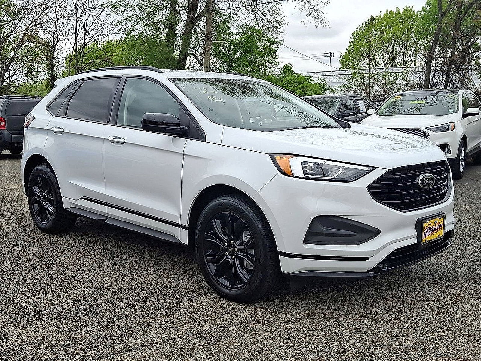 2022 Ford Edge SE