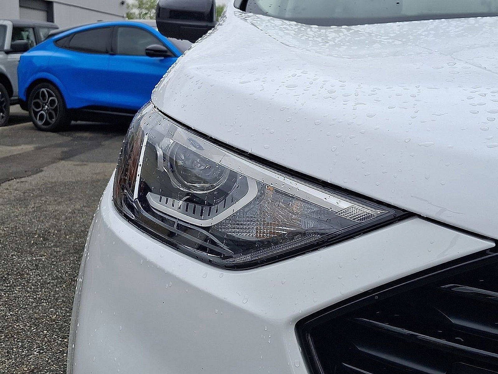 2022 Ford Edge SE