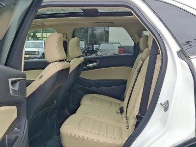 2023 Ford Edge Base