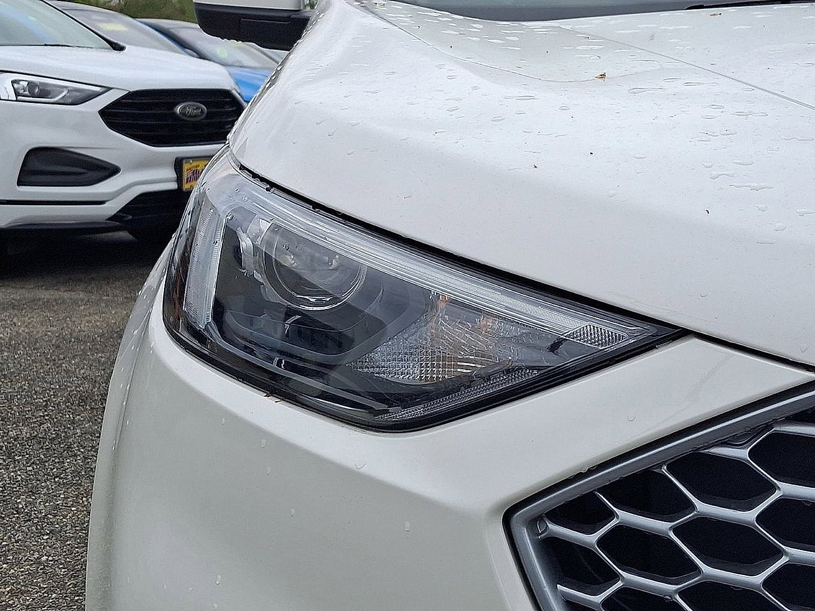 2023 Ford Edge Base