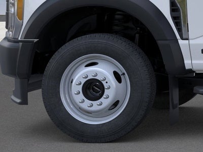 2025 Ford Super Duty F-550 DRW Base