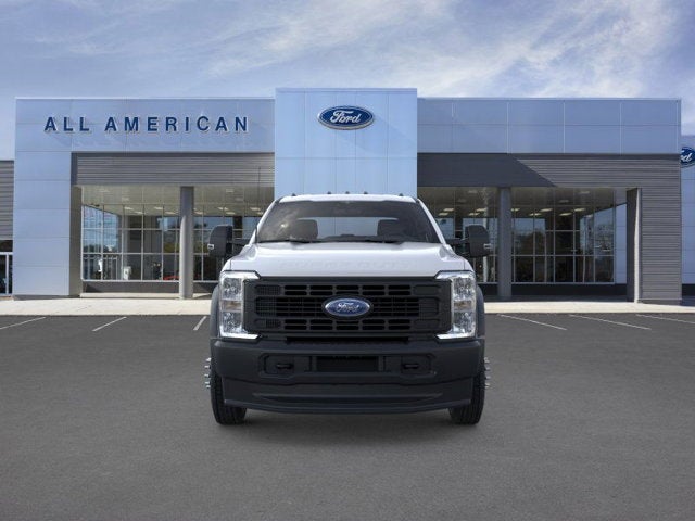 2025 Ford Super Duty F-550 DRW Base