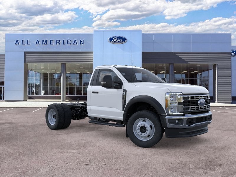 2026 Ford Super Duty F-550 DRW Base
