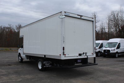 2026 Ford Dry Freight Box Truck E-450 17 FT DuraCube Body