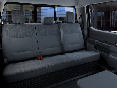 2027 Ford Super Duty F-350 SRW XLT