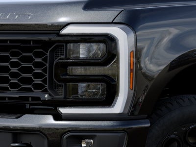 2027 Ford Super Duty F-350 SRW XLT