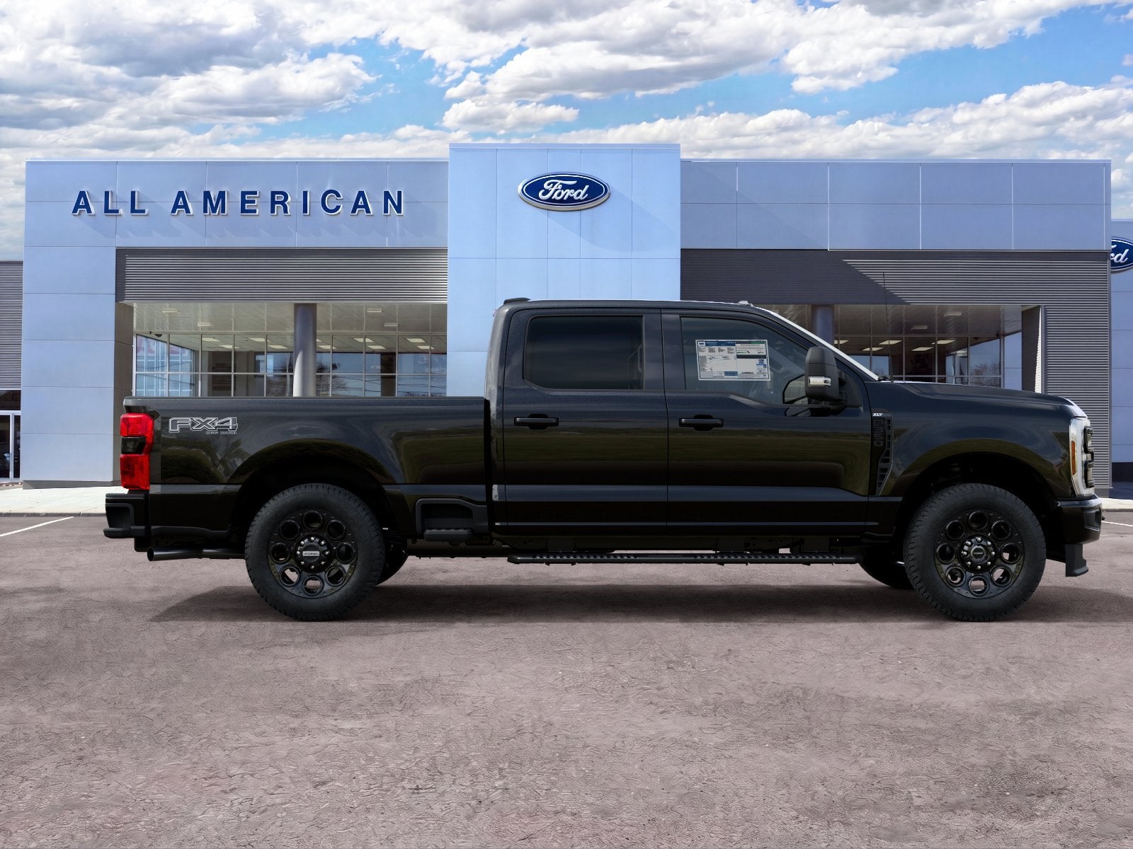 2027 Ford Super Duty F-350 SRW XLT