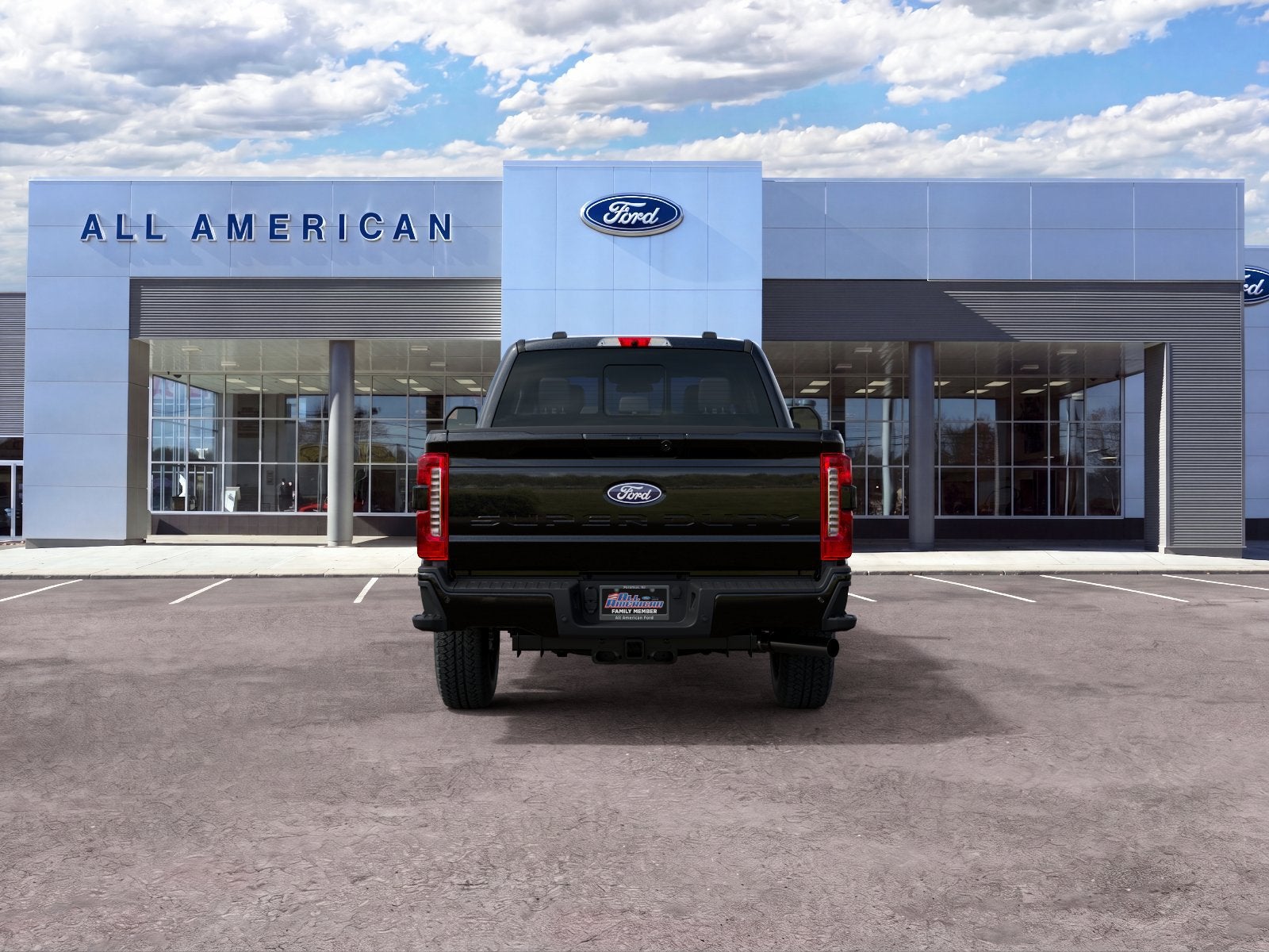 2027 Ford Super Duty F-350 SRW XLT