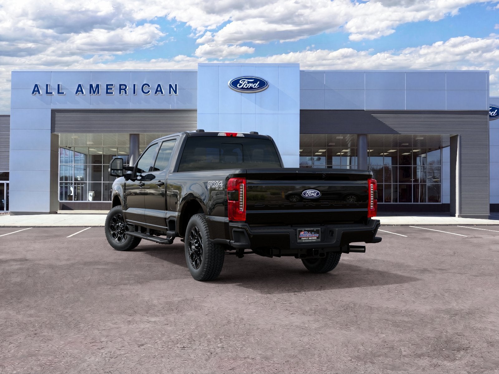 2027 Ford Super Duty F-350 SRW XLT