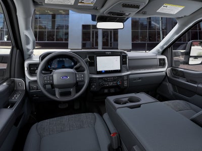 2027 Ford Super Duty F-350 SRW XLT
