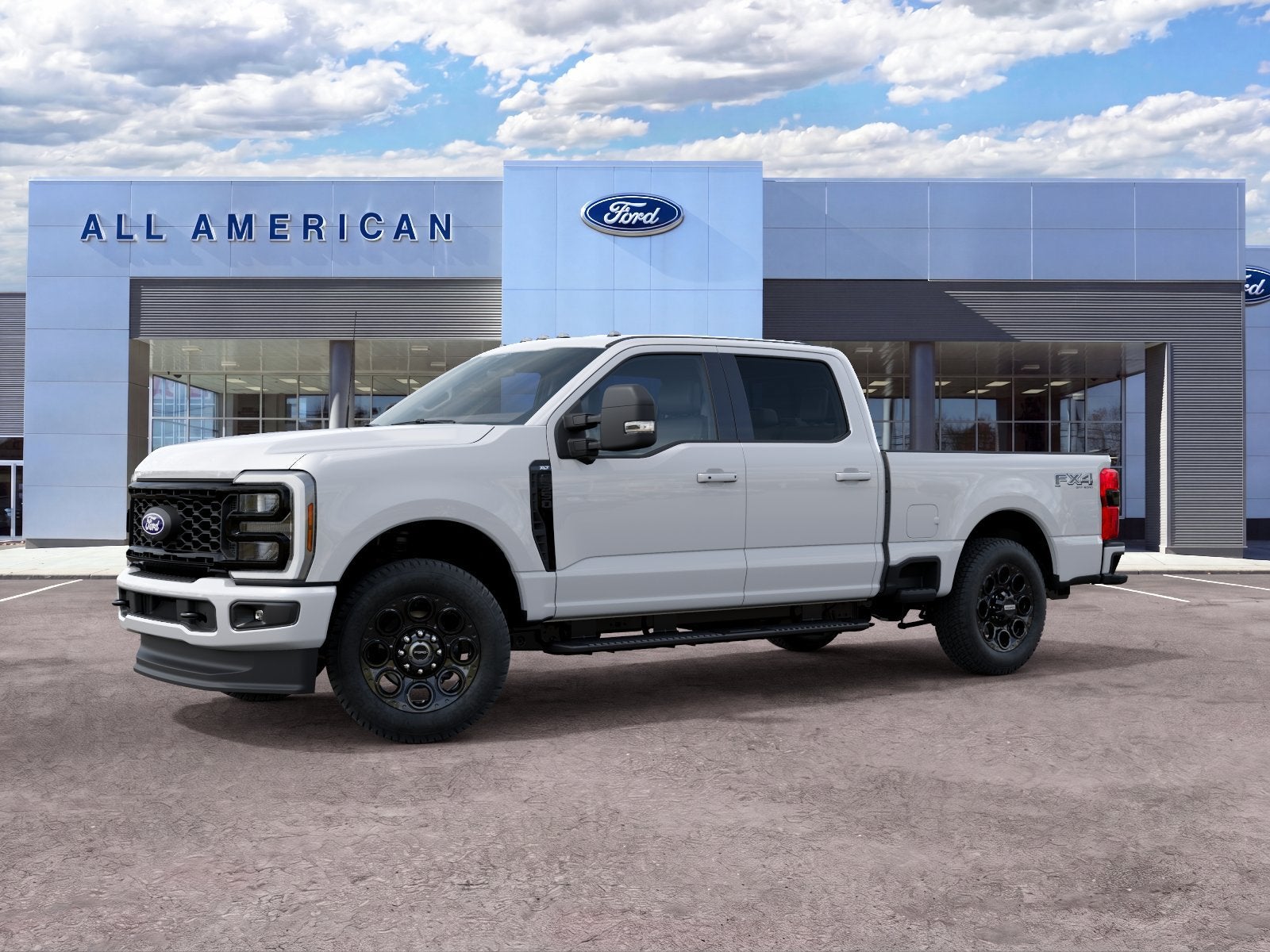2027 Ford Super Duty F-350 SRW XLT