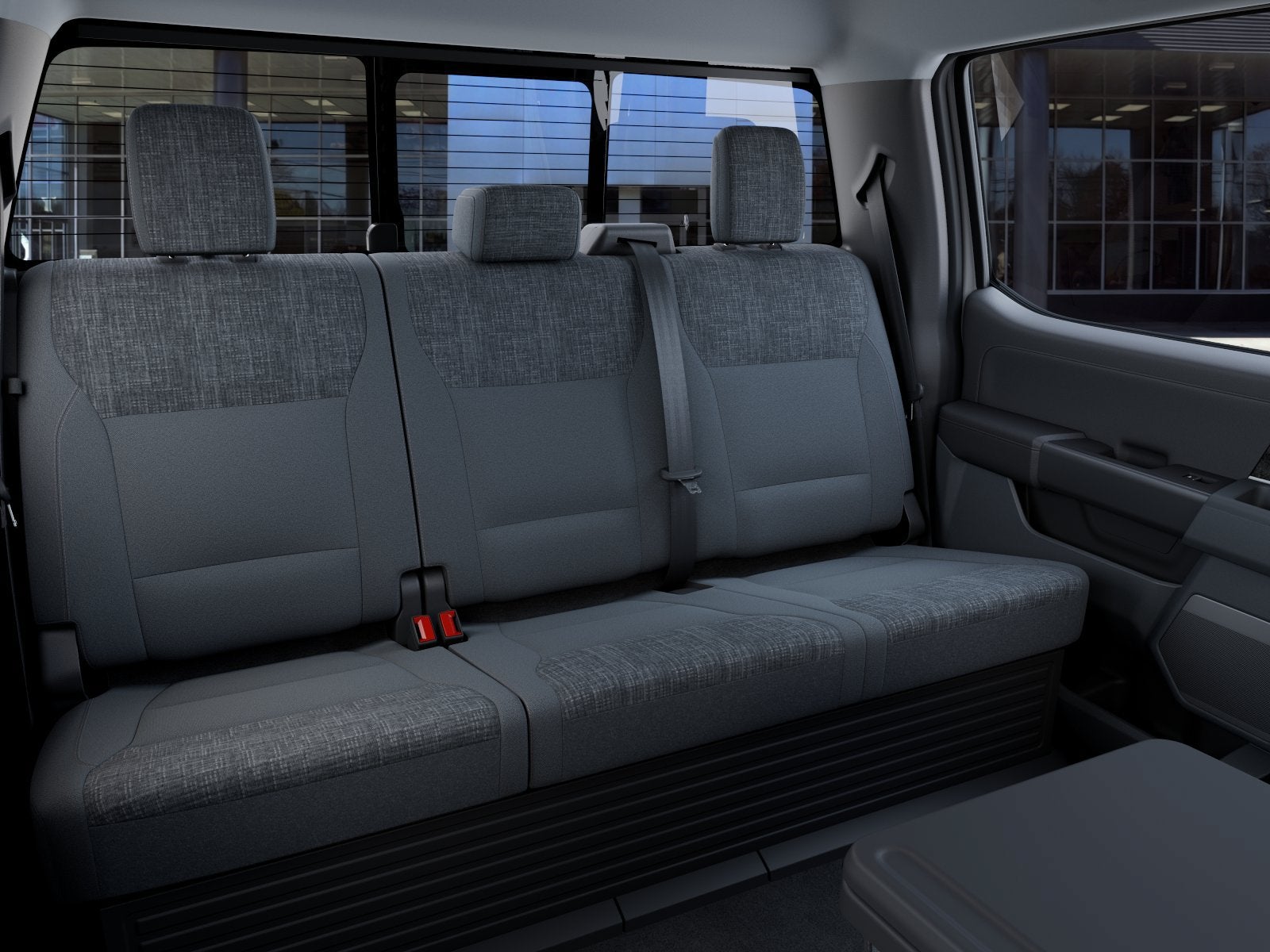 2027 Ford Super Duty F-350 SRW XLT