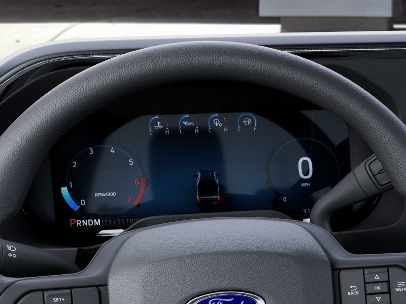 2027 Ford Super Duty F-350 SRW XLT