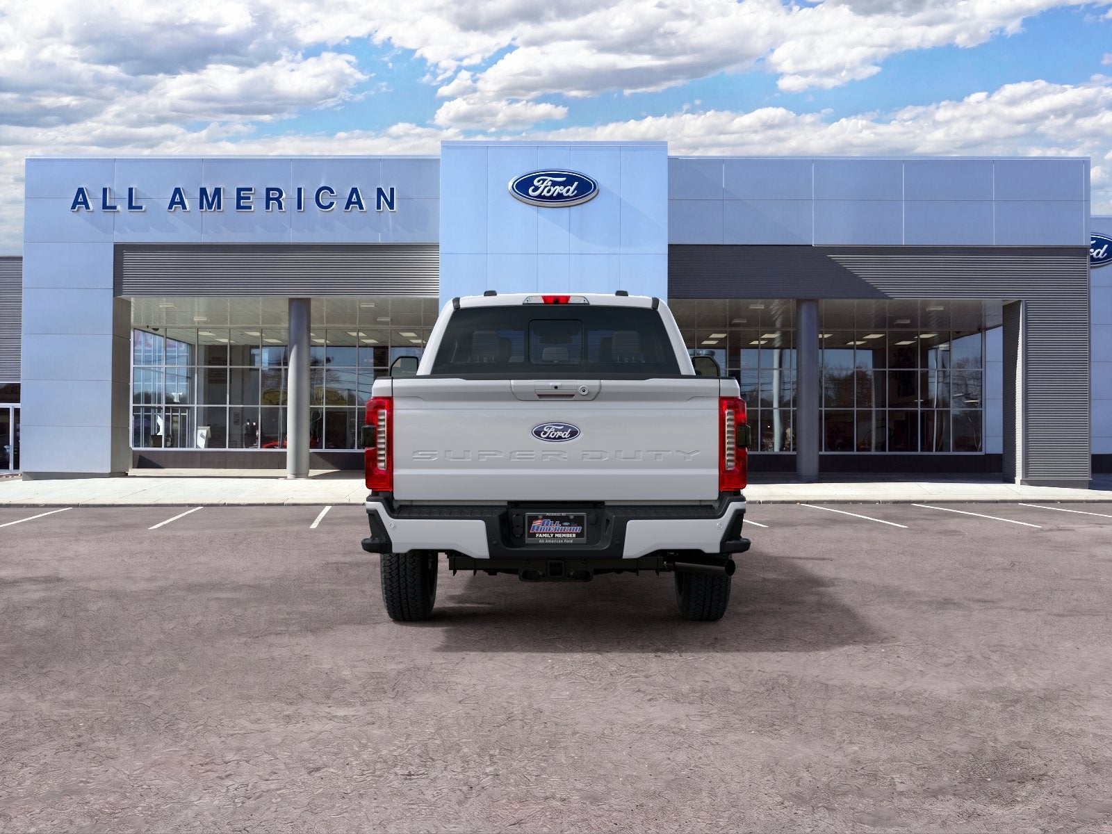 2027 Ford Super Duty F-350 SRW XLT