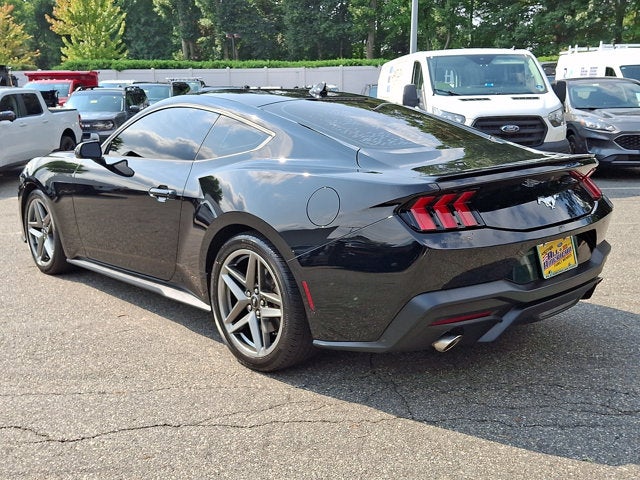 2024 Ford Mustang Base