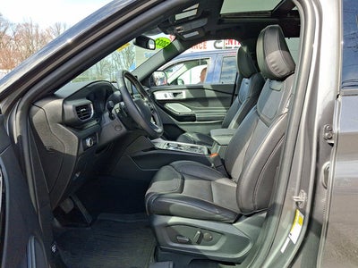 2023 Ford Explorer ST