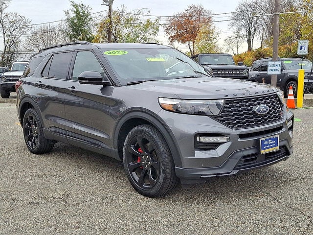 2023 Ford Explorer ST