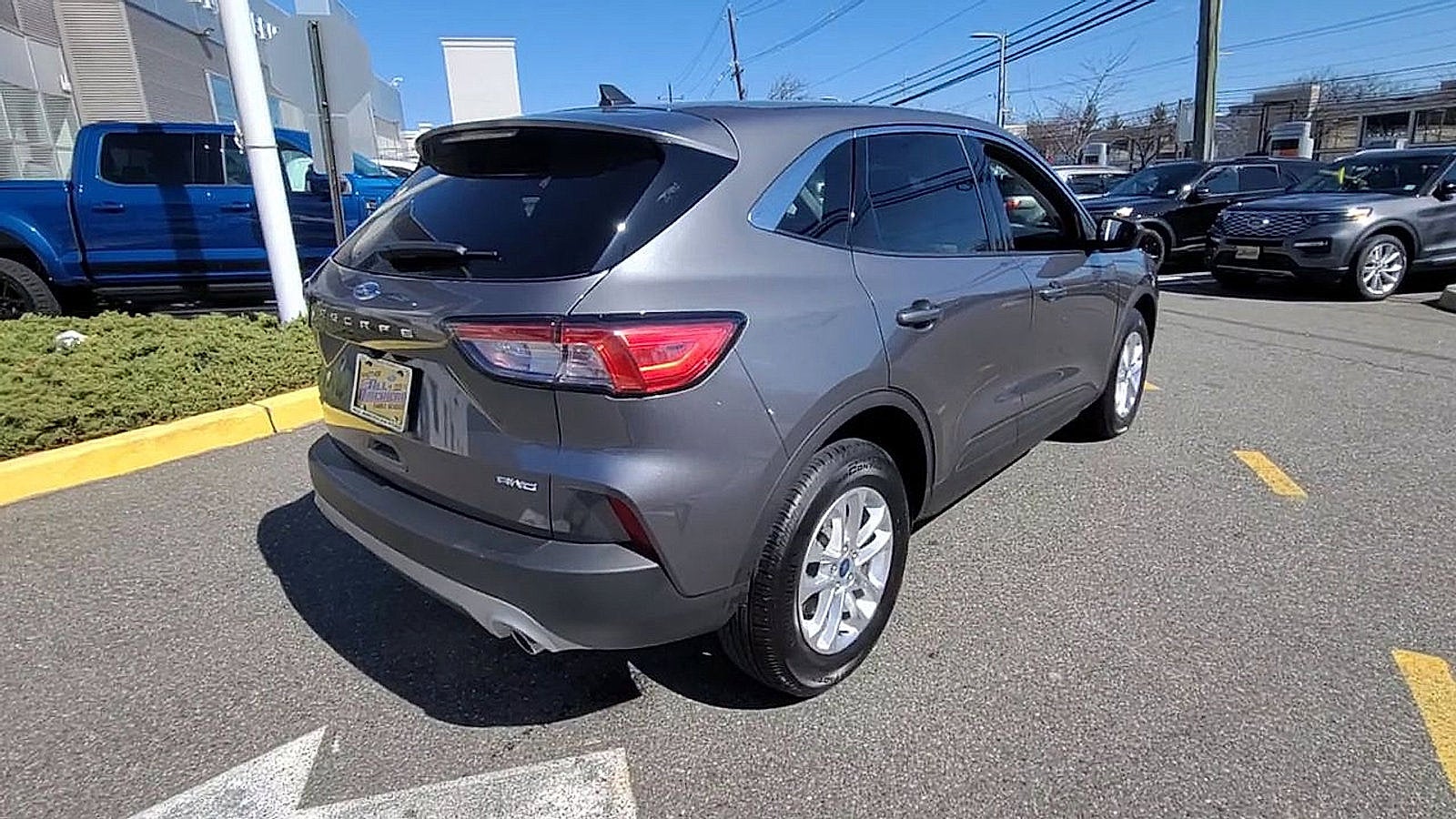 2022 Ford Escape SE
