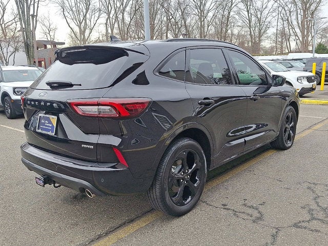 2023 Ford Escape ST-Line Select