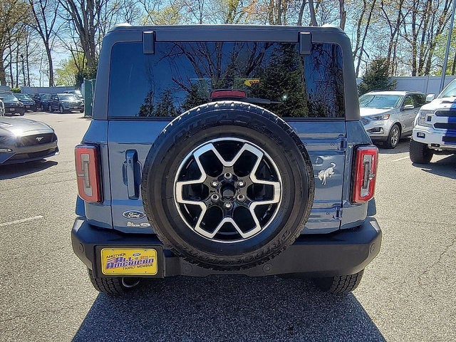 2023 Ford Bronco Base