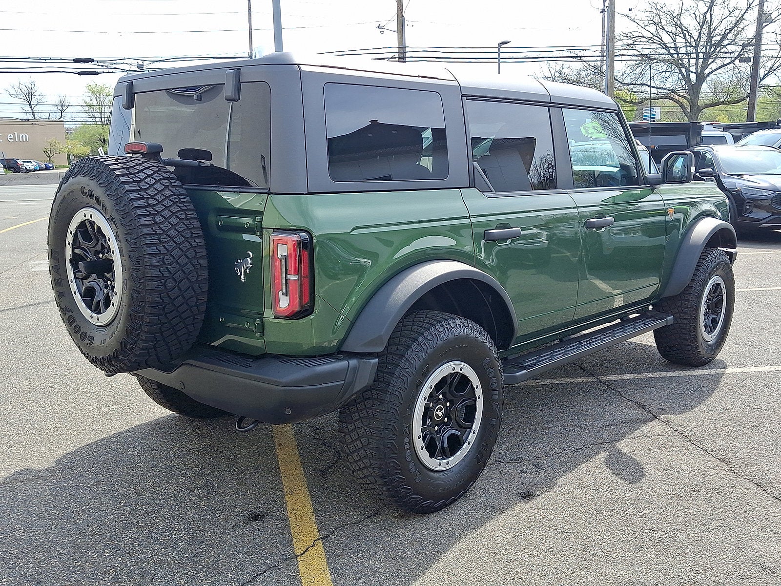 2023 Ford Bronco Base