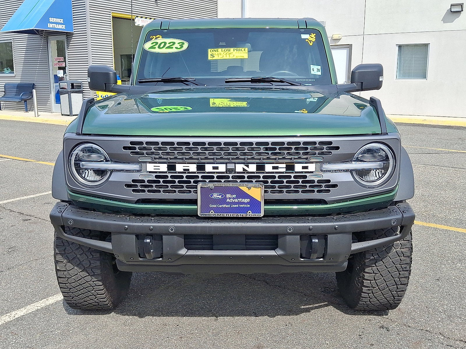 2023 Ford Bronco Base
