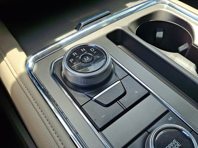 2020 Ford Expedition Base
