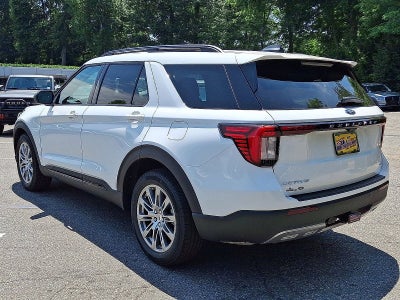 2026 Ford Explorer Base