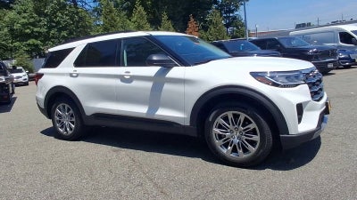 2026 Ford Explorer Base