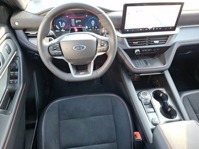2025 Ford Explorer Base