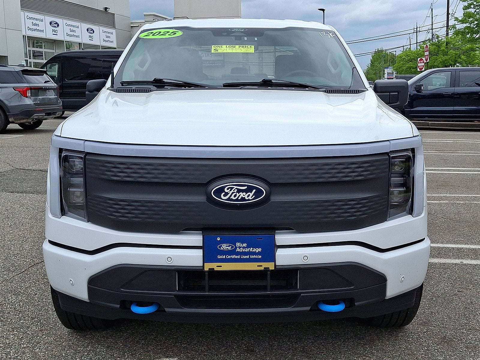 2025 Ford F-150 Lightning Flash