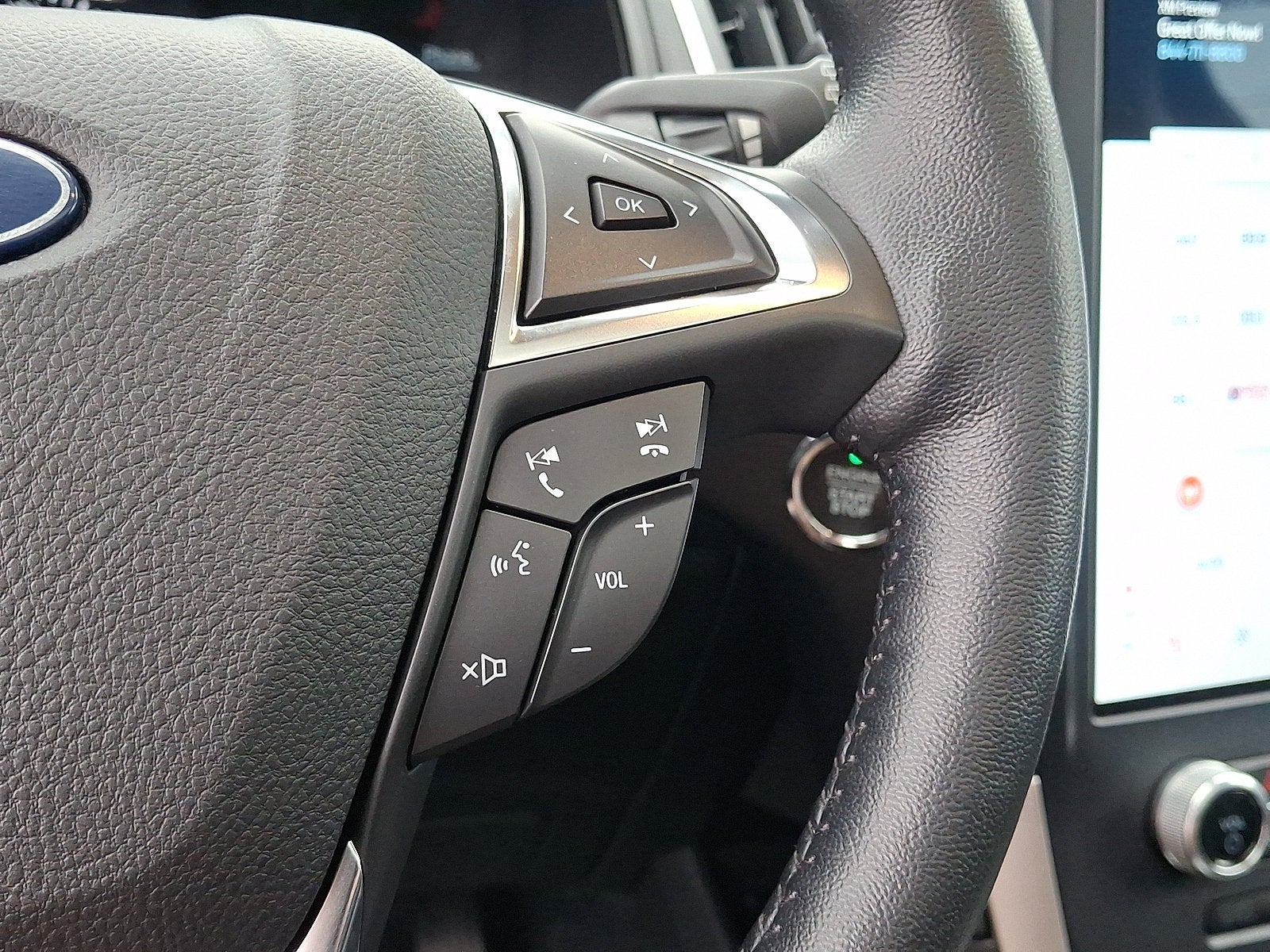 2023 Ford Edge Base