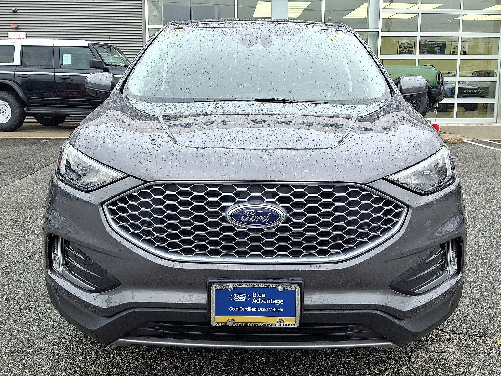 2023 Ford Edge Base