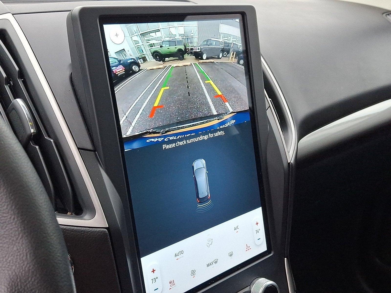 2023 Ford Edge Base