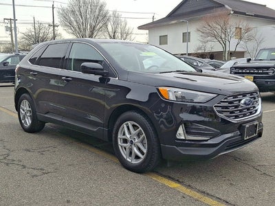 2022 Ford Edge Base