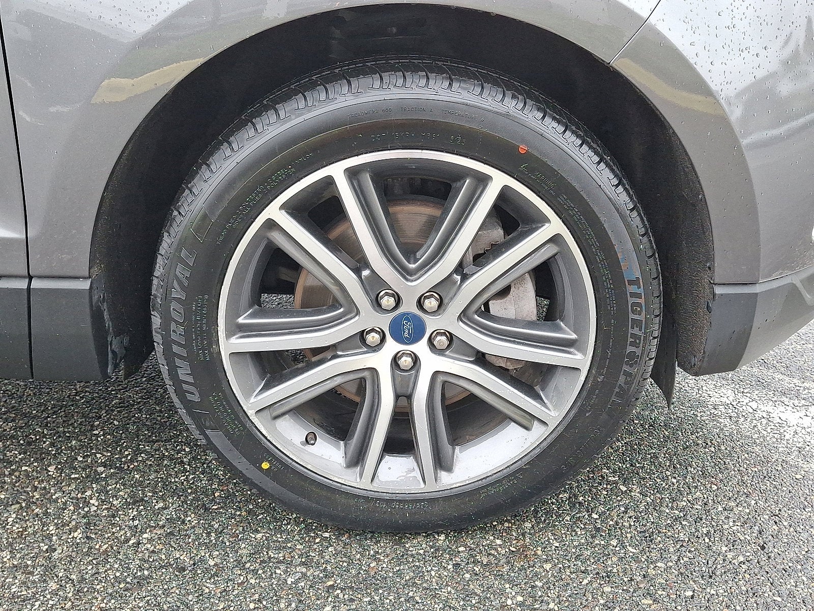 2022 Ford Edge Titanium