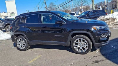 2022 Jeep Compass Latitude Lux
