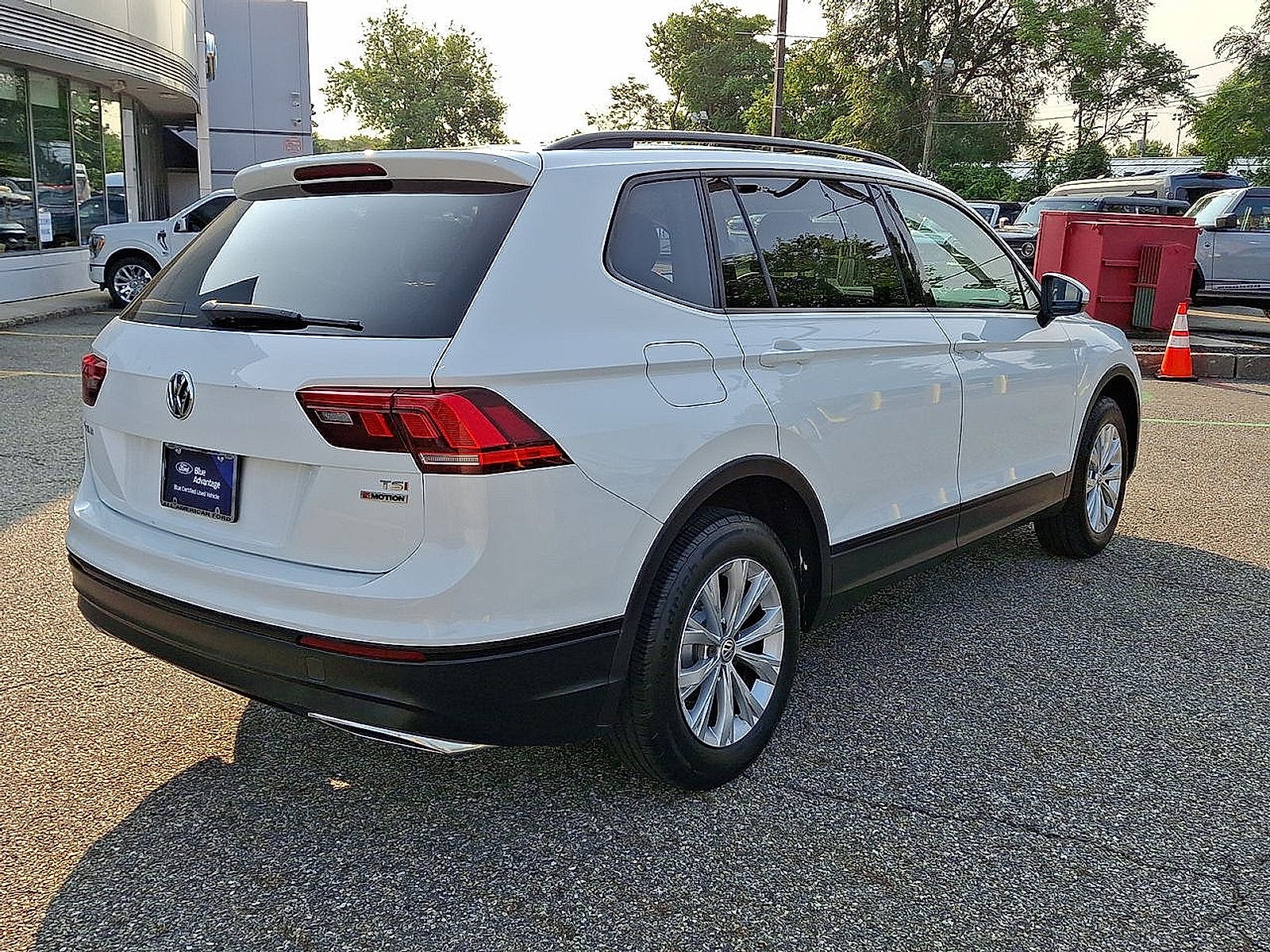 2018 Volkswagen Tiguan S
