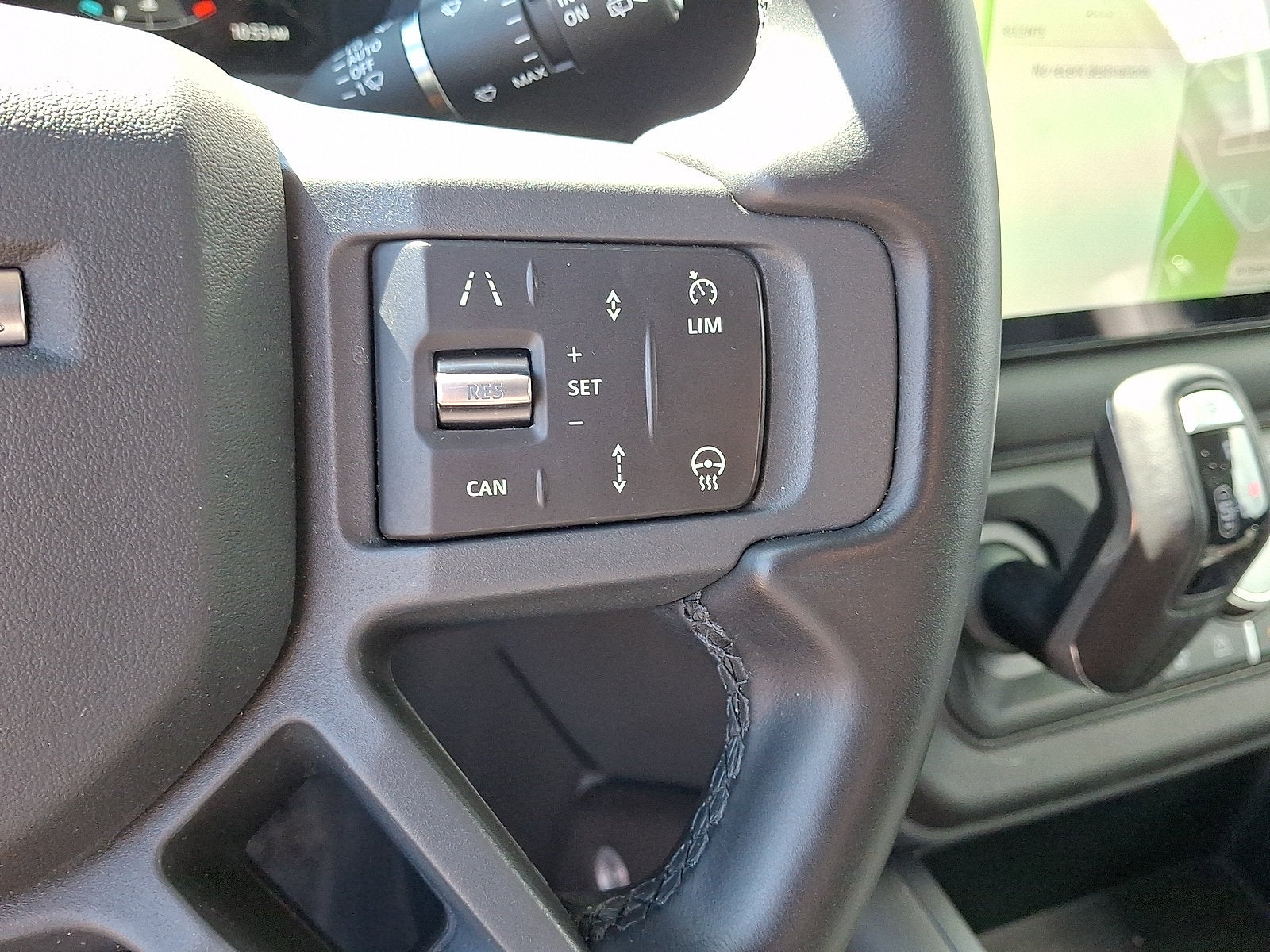 2025 Land Rover Defender S