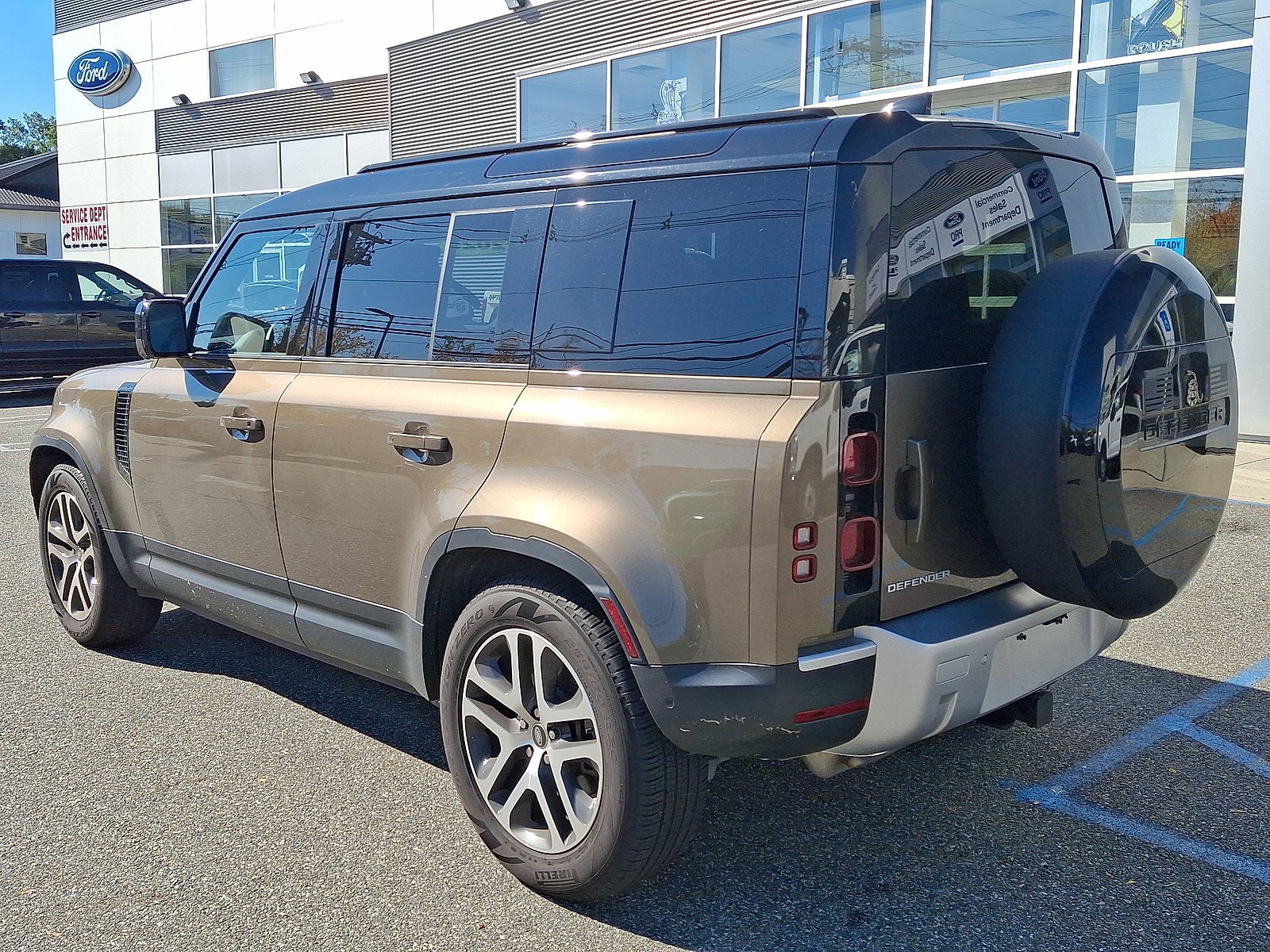 2025 Land Rover Defender S