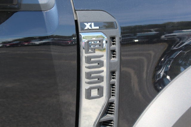 2025 Ford Chassis Cab F-550® XL