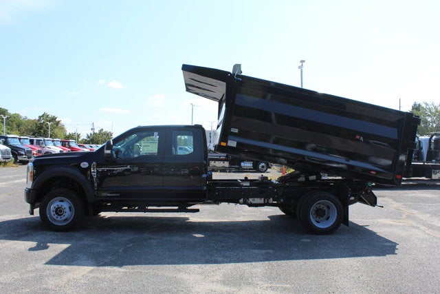 2025 Ford Chassis Cab F-550® XL
