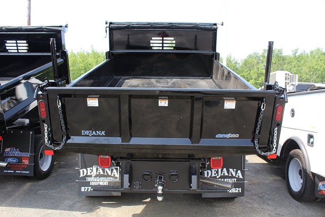 2025 Ford Chassis Cab F-550® XL