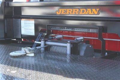 2026 Ford F-550 Jerr-Dan 6-Ton Steel XLP SD Carrier