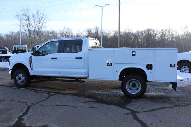 2026 Ford Chassis Cab F-350® XL