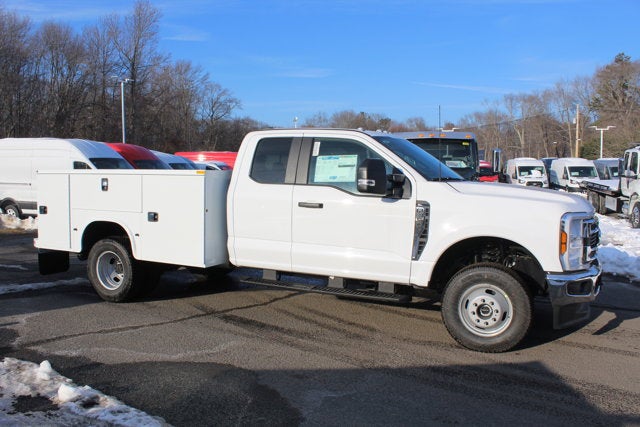 2026 Ford Chassis Cab F-350® XL