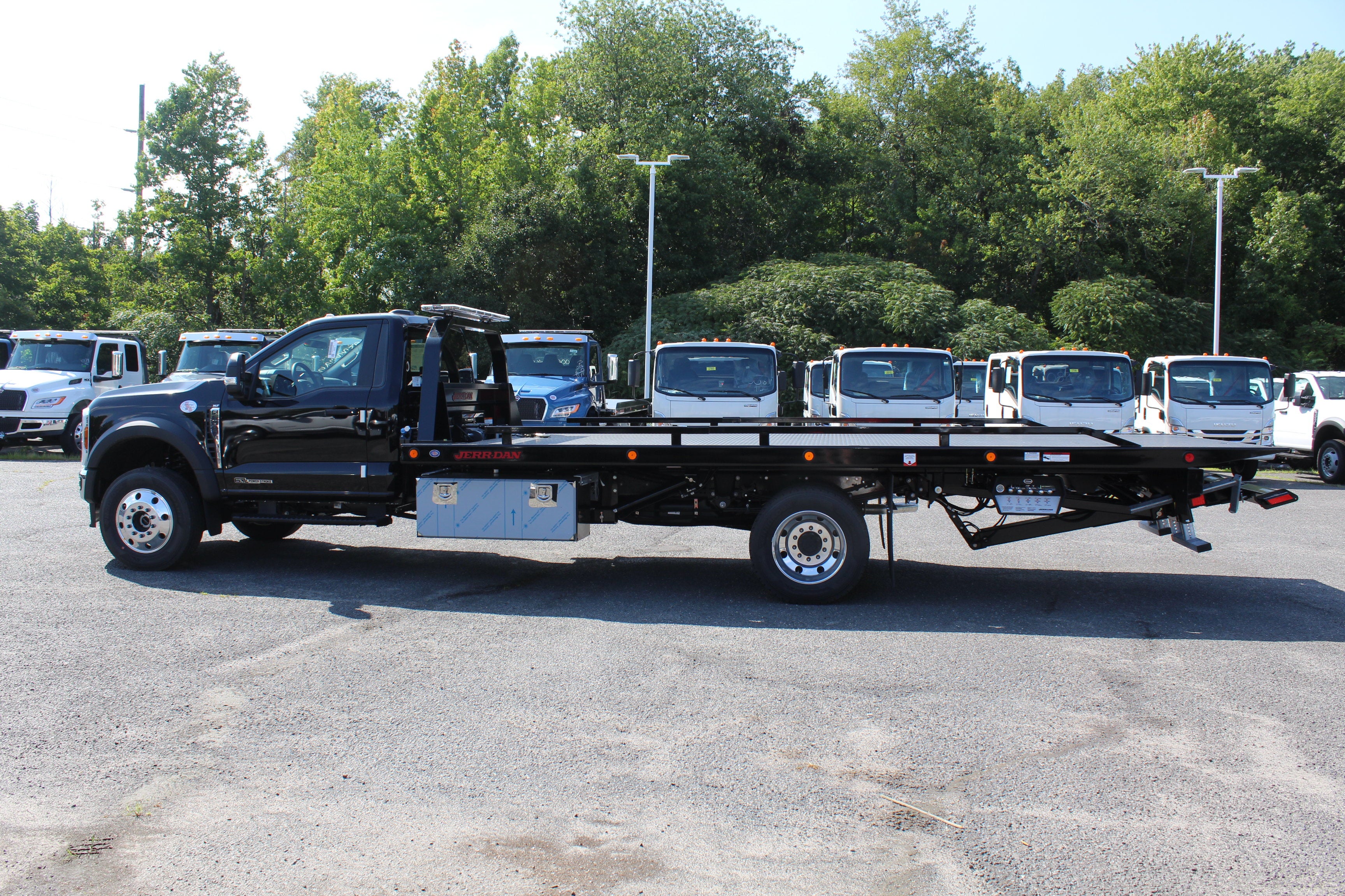 2026 Ford F-600 Jerr-Dan 6-Ton Steel XLP SD Carrier