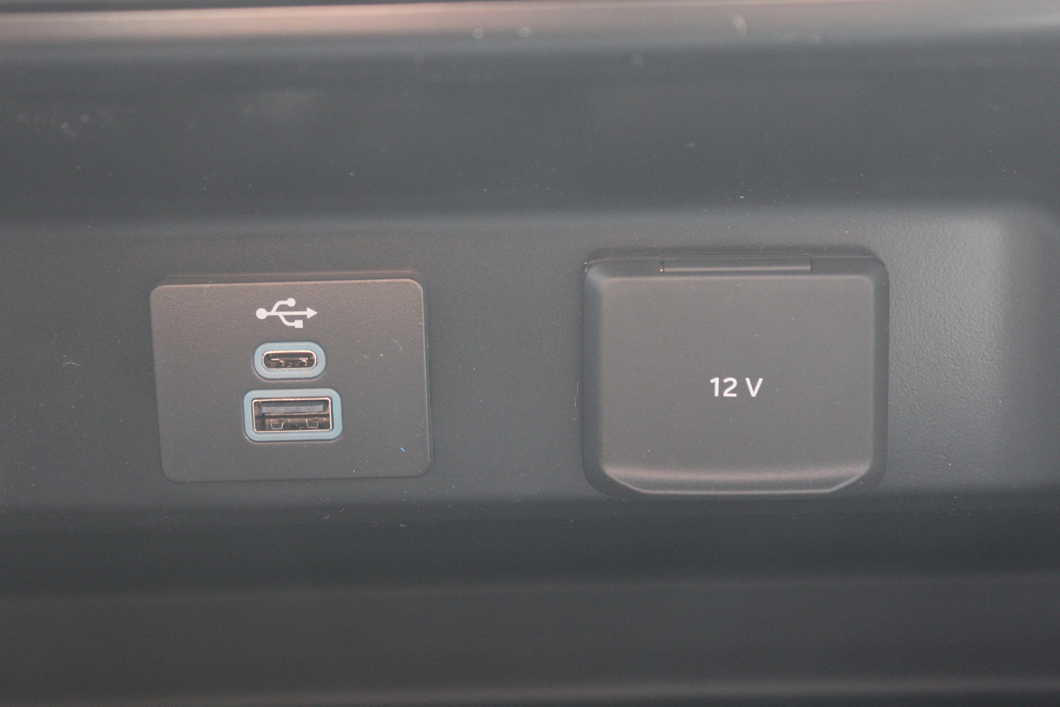 2026 Ford Open Service Utility 11 FT Crane Regular Cab F-600 4x4